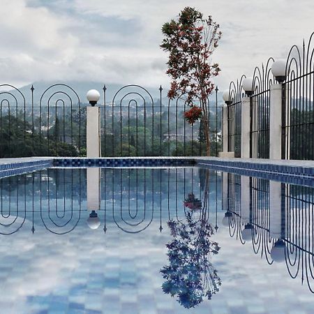 Cinnamon Hotel Boutique Syariah Tutugan Zewnętrze zdjęcie