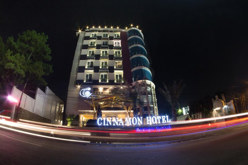 Cinnamon Hotel Boutique Syariah Tutugan Zewnętrze zdjęcie