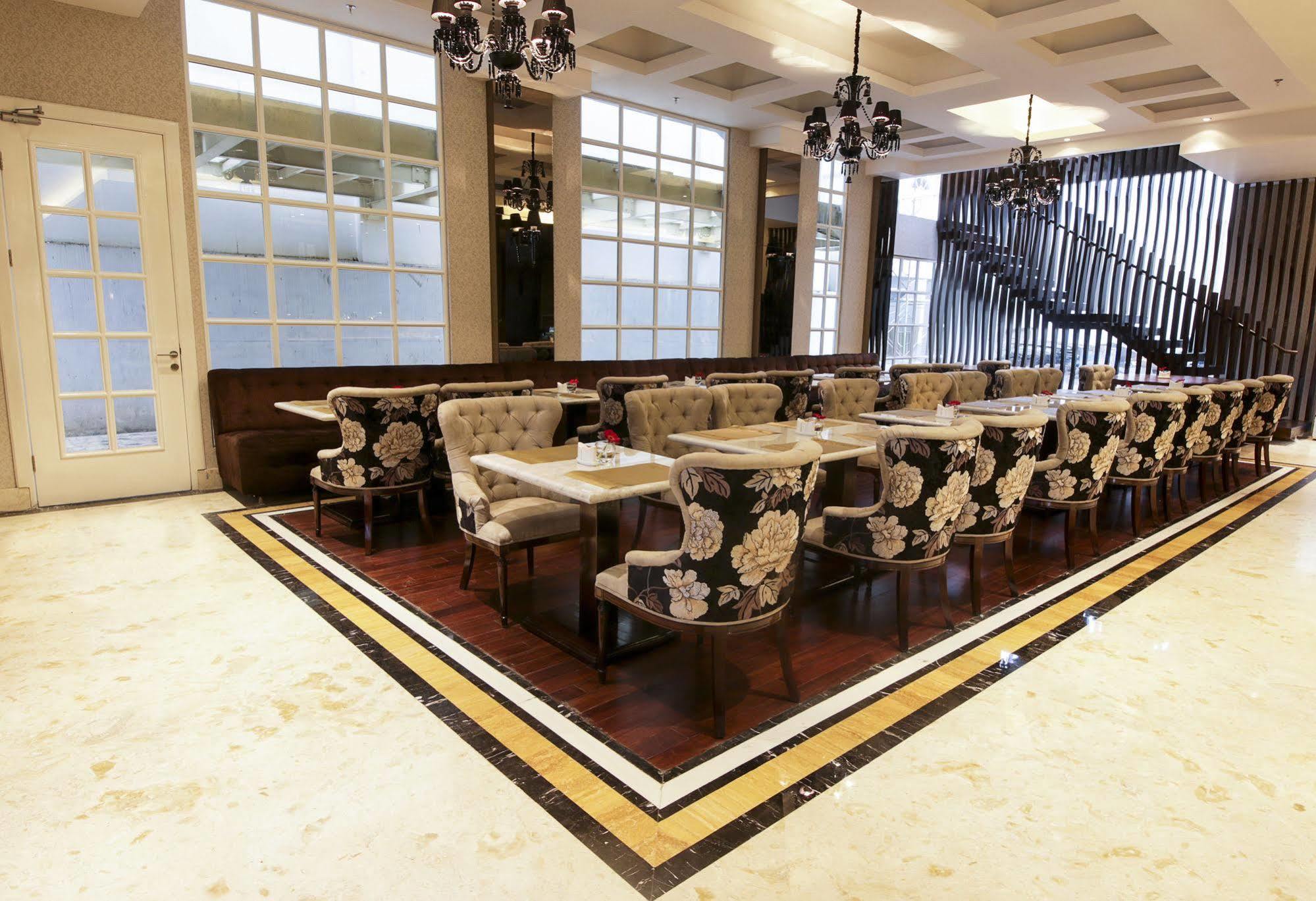 Cinnamon Hotel Boutique Syariah Tutugan Zewnętrze zdjęcie