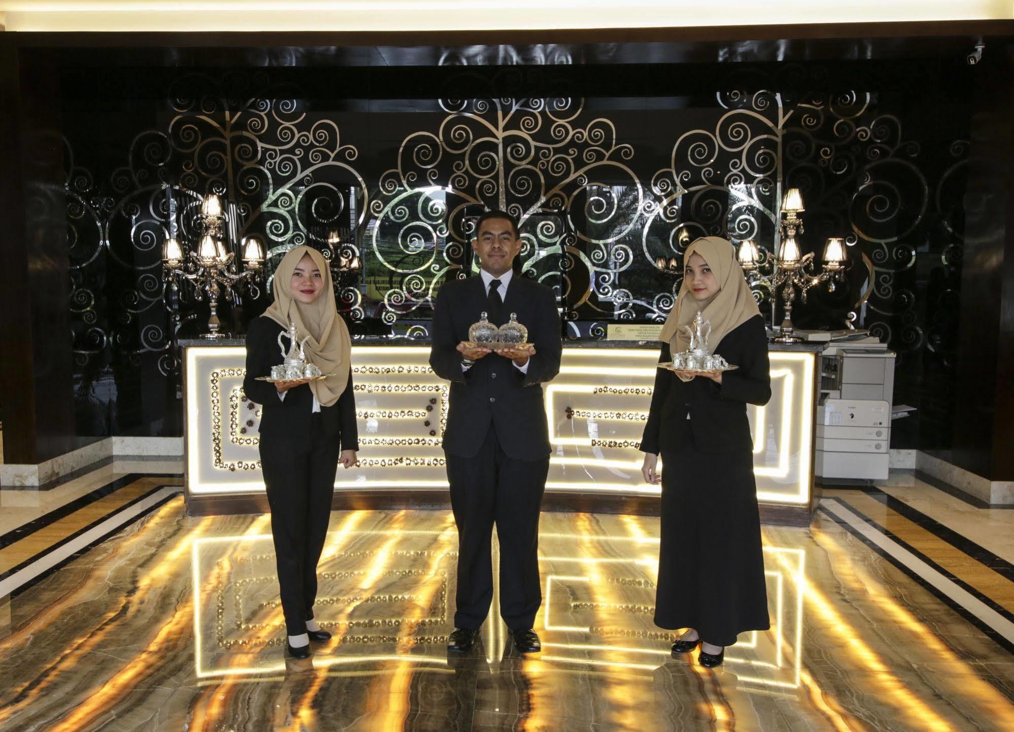 Cinnamon Hotel Boutique Syariah Tutugan Zewnętrze zdjęcie
