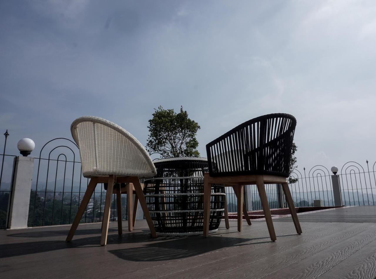 Cinnamon Hotel Boutique Syariah Tutugan Zewnętrze zdjęcie